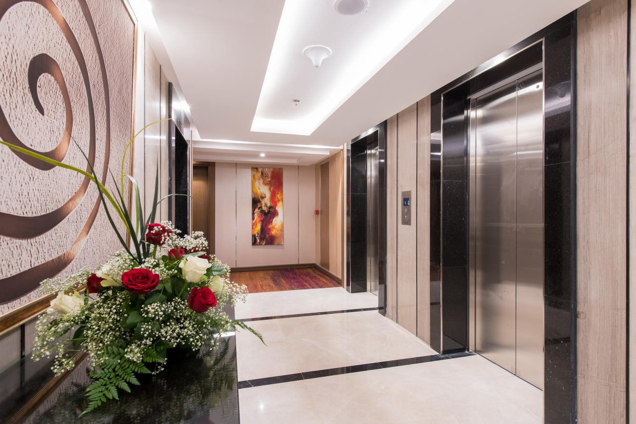 Ramada By Wyndham Continental Jeddah Hotel Exterior photo